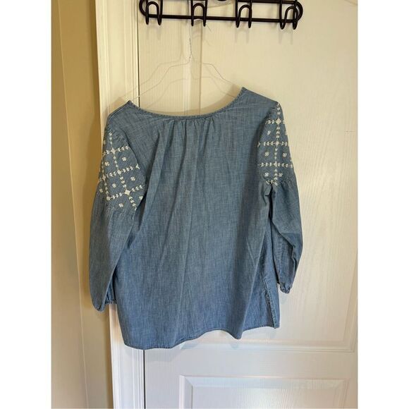 Old Navy The Tunic Light Blue Jean Shirt with white embroidery on arms size Larg - Picture 2 of 15